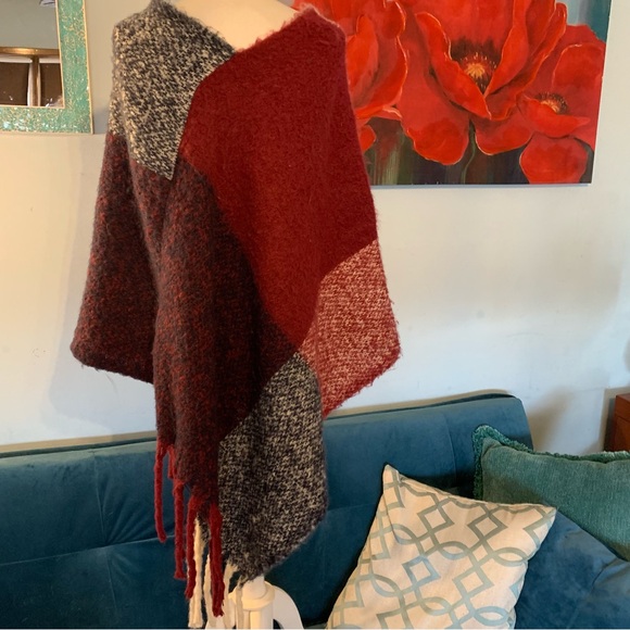TAHARI Fringed Pullover Check Plaid Blanket Poncho OS S, M, L - Picture 4 of 5